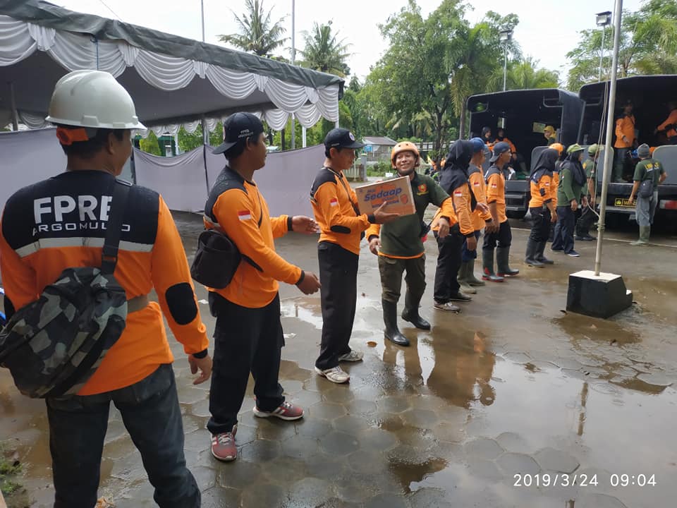 FBRB Argomulyo peduli Bencana Banjir Imogiri