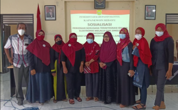 Salah satu Agenda pertemuan ini adalah Sosialisasi Perizinan Berusana Terintegrasi secara Elektronik. Perijinan ini dilakukan dnegan one Single Submission (OSS) terutamam bagi UMKM di Kaponewon Sedayu, Bantul.