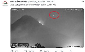 Viral, Video Benda Terang Melewati Gunung Merapi, Ada Apa?
