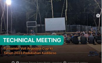 Pelaksanaan Technical Meeting Turnamen Argodadi Cup XI Padukuhan Kadibeso, Minggu (18/06/2023) bertempat di lapangan bola voli muara jati Kadibeso.