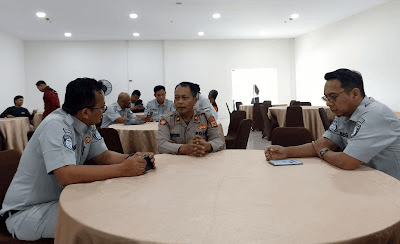 Kapolsek Sedayu Kompol Slamet Subiyantoro SH menghadiri acara seremonial penandatanganan perjanjian kerjasama antara Jasa Raharja Kanwil DIY dan Rumah Sakit Sedayu General Hospital di RS Sedayu General Hospital, Sedayu, Bantul, Senin (5/5/2025).